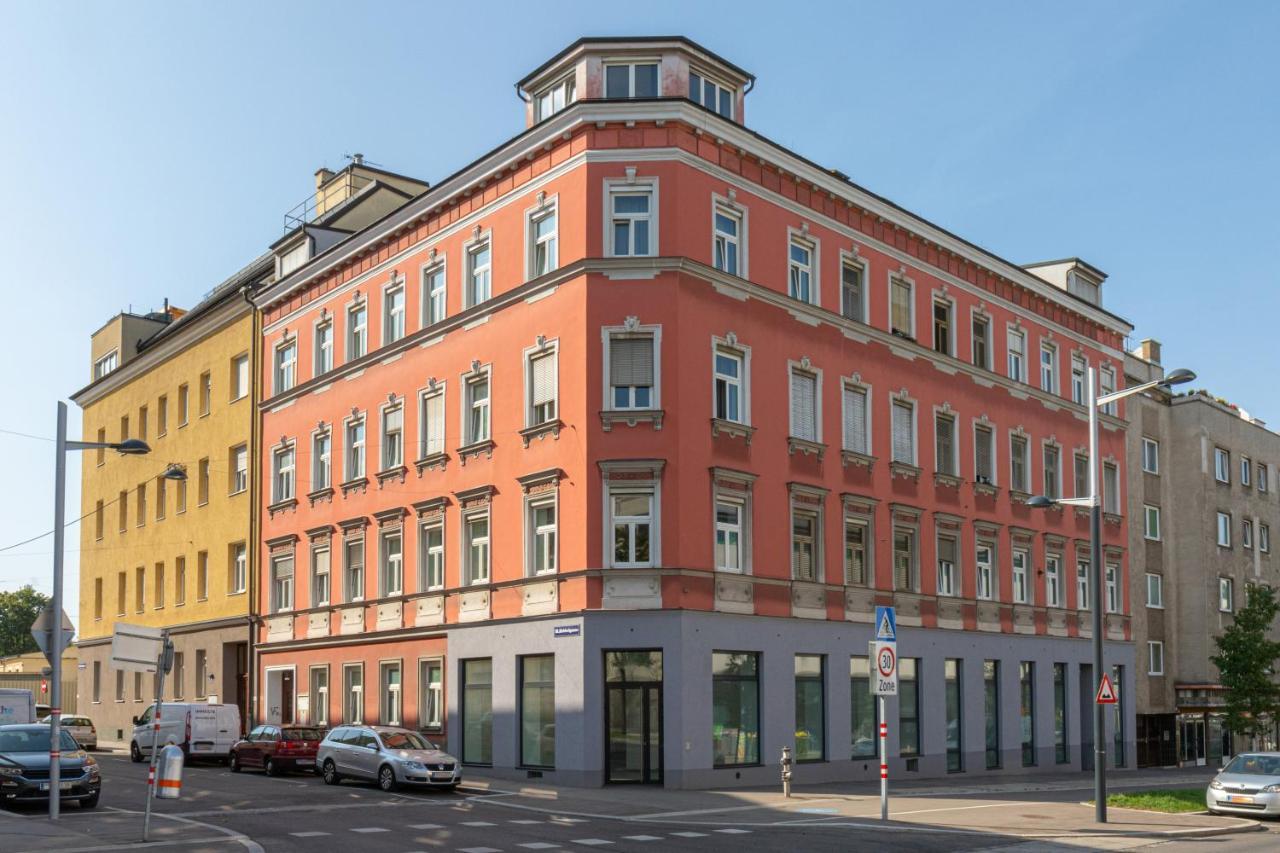 Studio Vienna Central Station Eksteriør bilde